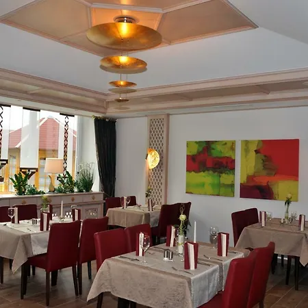Zur Jurahohe Hotel Wellheim