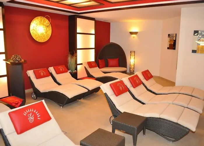 Zur Jurahohe 3*